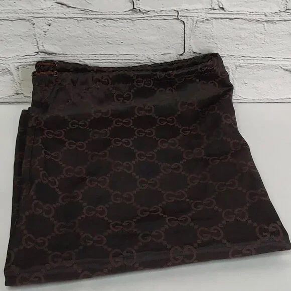 'GUCCI' DRAWSTRING 'GG' MONOGRAM DUST BAG - Picture 2 of 10